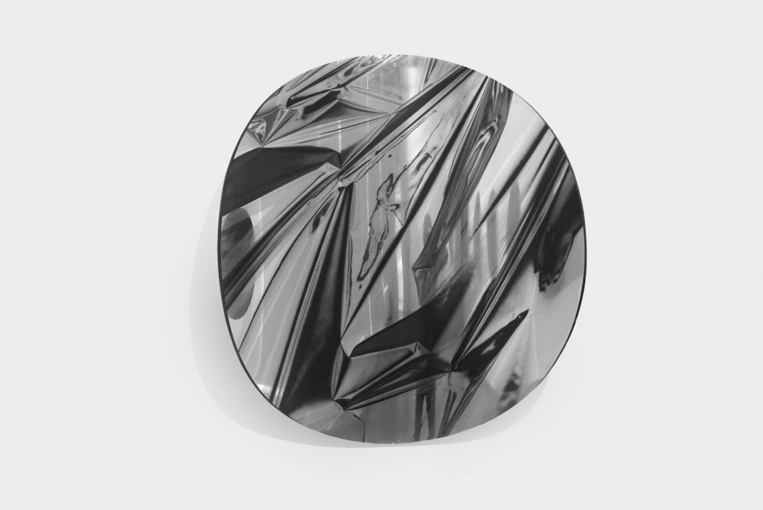 MIRROR/15  Material: wood, plexsi-glass, UV print; Dimension: 100 x 85 x 15 cm; Date: 2013-2015